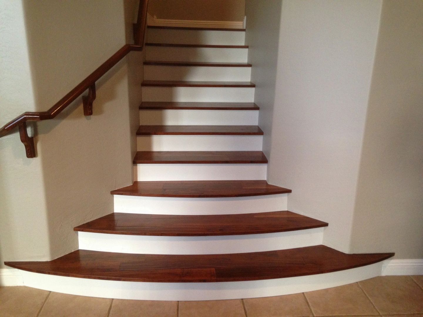 Beautiful stair work in brown and white color